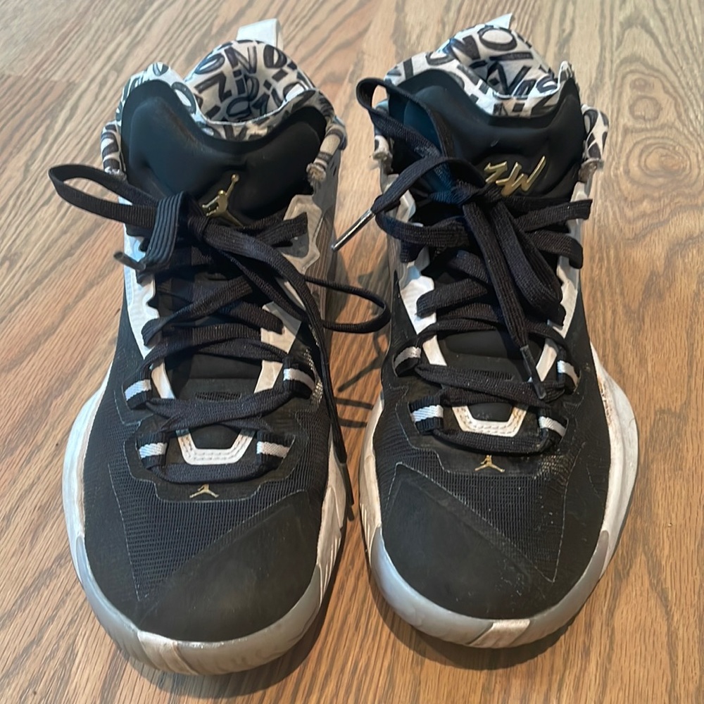 Nike - Zion shoes